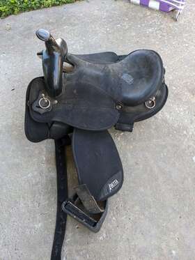 20550-7 Abetta 17 Inch Saddle Trail Rider Synthetic Lightweight