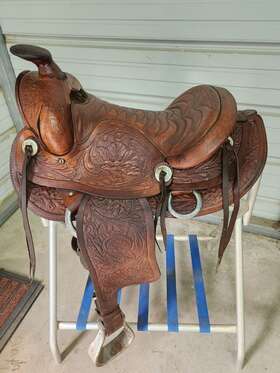 Sns14bghr493 Big Horn Used Older 14 Inch Brown Color Roping Saddle With Tooling