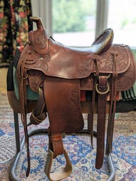 0281742 Billy Cook 17 Inch Saddle
