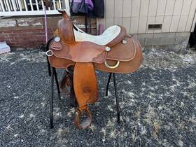 05105299 Billy Cook All Round Saddle- 15 Inch Seat