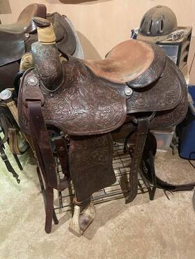 2-1165 Billy Cook 15.5 Inch Used Custom Western Roping Saddle