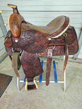 Sns16buf2014 Buffalo Used Older 16 Inch Brown Color Roping Saddle With Tooling All Over It #2014