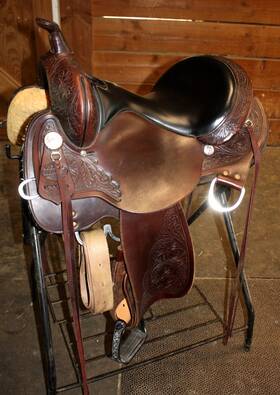 6870-1501-04 Cajun S Fort Worth 15 Inch Circle Y High Horse Gaited Trail Saddle Euc
