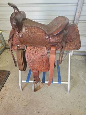 Sns15chattr Chattanooga A Good Used Brown Color 15 Inch Leather Trail Saddle With Tooling