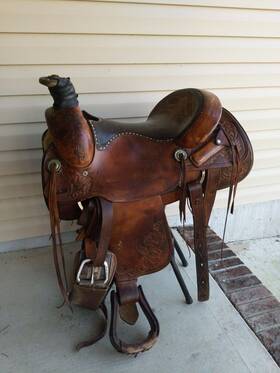 1238 Circle Y Vintage Saddle 16 Inch Model