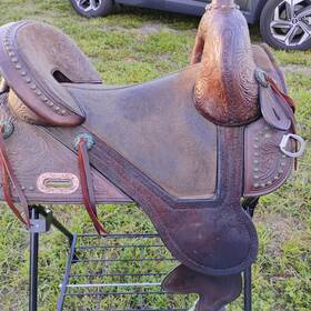 1317-755c-05 Circle Y Tammy Fischer Remuda Treeless Barrel Saddle 15.5 Inch Wide Fit