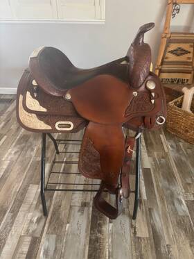 26721550029702 Circle Y 15.5 Inch Equitation Show Saddle With Alpaca Silver And Tack Sqhb
