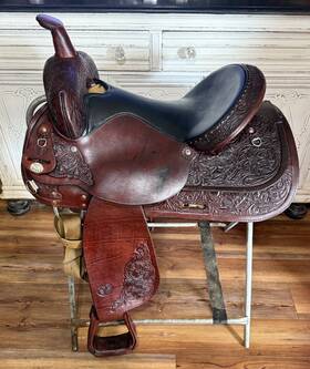 3607160 Circle Y 10403 Used 16 Inch Park And Trail Saddle - Excellent Condition