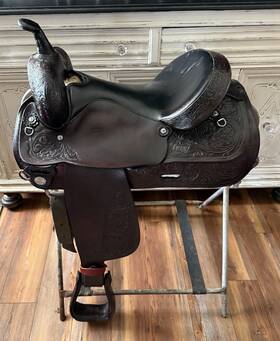 Circle Y 360716000904 Used 16 Inch Park And Trail Western Saddle - Euc