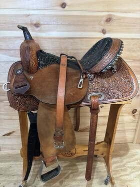 6224 Circle Y 16 Inch High Horse Jewel Western Barrel Saddle Model 2017