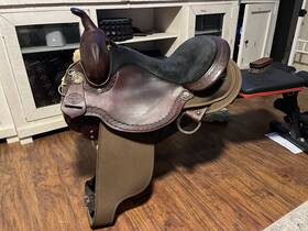 6914-2601-05 Circle Y Daisetta 16 Inch Trail Saddle