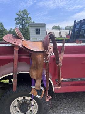 86303 Corriente 15 Inch Barrel Saddle