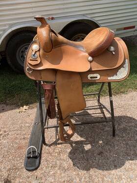 2330 Crates 15 Inch Silver Show Saddle Fqhb Model
