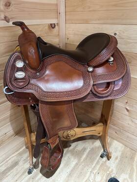 4522-3 Crates 15.5 Inch Equi-fit Ladies Reiner Western Saddle Model