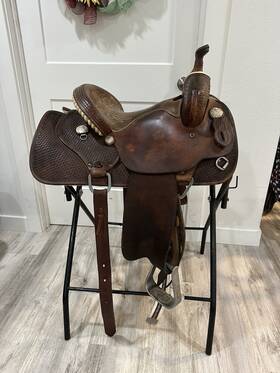 3260-1 Crates Leather Company 14 Inch Lynn Mckenzie Barrel Racing Saddle Brown Traditional