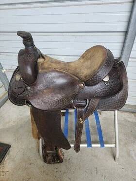 Snsdak16rop Dakota Used 16 Inch Brown Leather Roping Saddle With Some Tooling