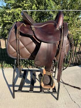 90596 Desoto Custom Saddlery Leather Saddle. By Made In Etowah Tennessee