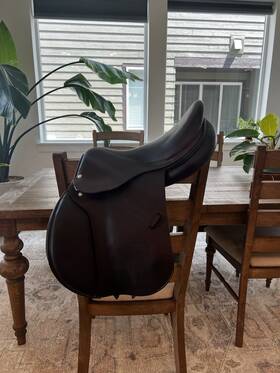 16s08010321 Devoucoux Saddle Biarritz