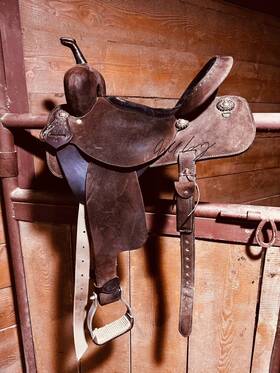 107870 Double J Saddlery 14.5 Inch Srs #10 Tree 7x43 Wide Fit Legend Barrel Saddle
