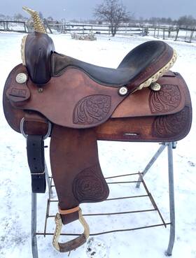 26542-6 Easy Rider Used 16 Inch The Western Barrel Saddle With Rawhide Trim Us Made