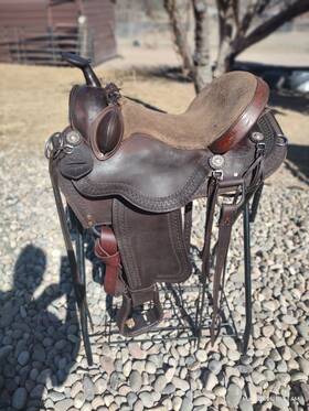 Nm916 Evolution Saddles 16 Inch Brown Leather Flexible Tree Pleasure/trail Saddle