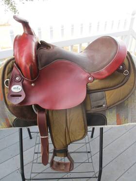 7142-a Fabtron 16ftft #7142 Brown Western Gaited Trail Saddle Fqh Bars Leather /cordura