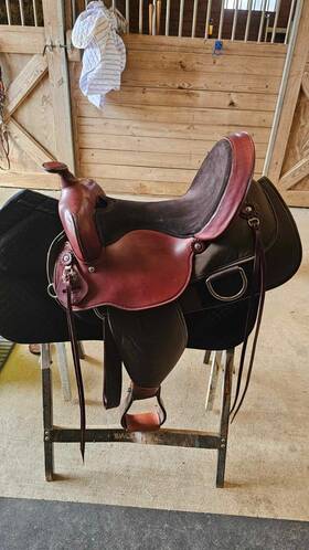 7152f Fabtron Lady Flex Trail 15 Inch Leather/cordura Saddle Stitched Padded Seat #7152f