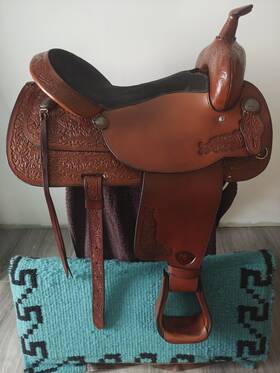 08-4900-1p7 Hereford Brand Great Condition Tex Tan 17 Inch Fqhb Trail/pleasure Saddle