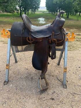 B0210 Kc Saddlery Vintage / Antique High Back Packer Saddle