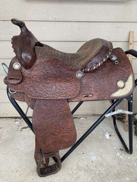 3840 Longhorn Used / Vintage 15 Inch Western Show Saddle Us Made