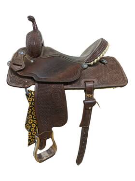 789-6986 Loredo 15.5ftft Used Western Barrel Saddle