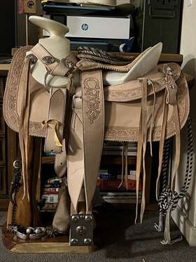M-royal Saddles 793897801972 Montura Charro Saddle Cincelada Acero Fina