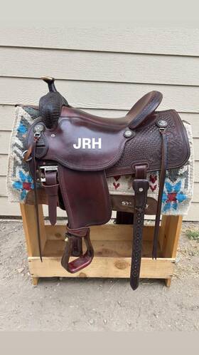 09728 Martin Saddlery 16.5 Inch All Around Ranch Versatility Western Saddle