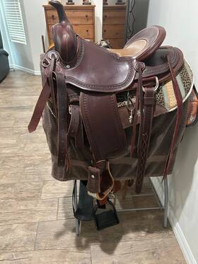 W131-724 Mccall Saddlery 15 Inch Mclite Western Saddle Regular Tree