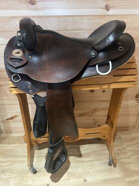 2624 National Bridle Shop 16.5 Inch Tennessean Gaited Endurance Saddle Model