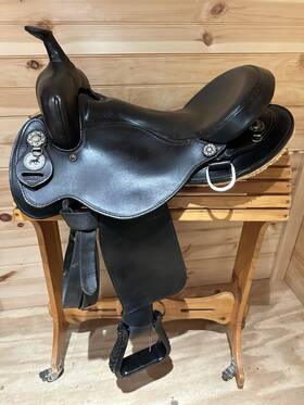 6981 National Bridle Shop 15.5 Inch Tennessean Gaited Western Trail Saddle Model