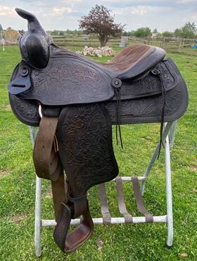 3142 Simco Used/vintage 15.5 Inch Dark Tooled Leather Western Saddle With Semi Bars Us Made