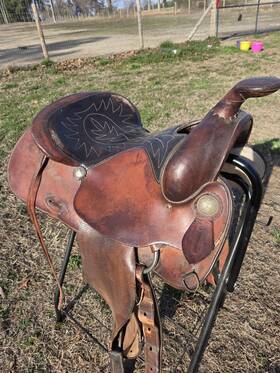 3537 Simco Brown Leather Western Horse Saddle Tooled Model Mpn