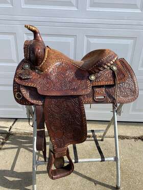21-26419 Textan 185v Used/vintage 15.5 Inch Imperial Tooled /buckstitched Western Saddle Us Made