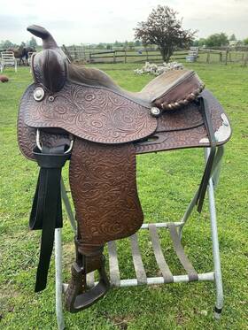 280-17480 Textan Used/vintage 15.5 Inch Western Saddle With Turquoise Accented Silver Us Made