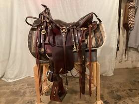 021576305w Tucker Trail Saddle