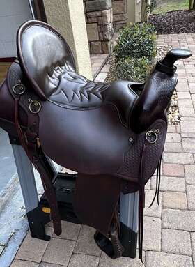 022606534m Tucker High Plains Western Saddle