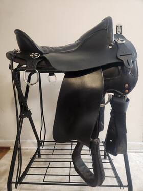 159-710-5111-23 Tucker 17.5 Inch Used Endurance Trail Saddle