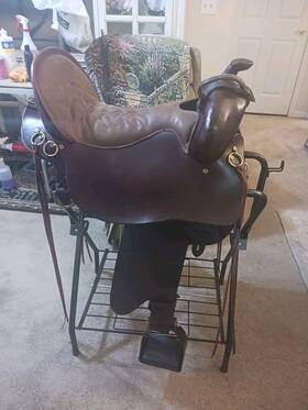 270-720-111-11 Tucker Buffalo Trail Saddle 17.5 Inch - Medium Width