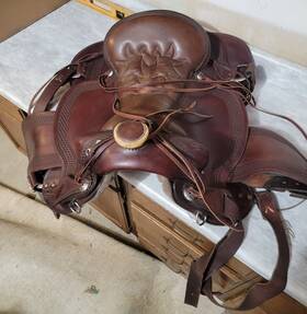 278-721-5210-22 Tucker Saddle Gently Used