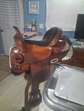3113b V.h. Saddlery Circle M V.h 14