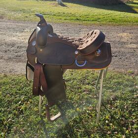007981 Wintec Used 16 Inch Western Saddle