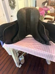 Balance Fox Hunting / Close Contact Saddle 18.5 Extra Wide Black Leather. Fixed Price $600.00.