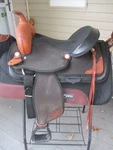 15'' Qh Bars Black Abetta High Cantle, Leather & Cordura Western Trail Saddle. Fixed Price $375.00.