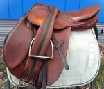 Stubben English/jump Saddle- Model Camelot 16.5" Seat Great! Free Items. Fixed Price $519.99.